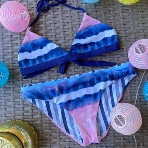 ✨2/$40✨ Splendid 🫧 Girls’ Blue/Pink Tie-Dye Reversible Bikini 👙☀️